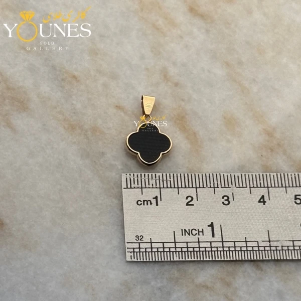 آویز ونکلیف مشکی طلا سایز بزرگ